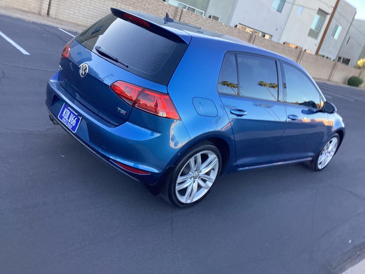 Volkswagen Golf TSI S 6A 2017