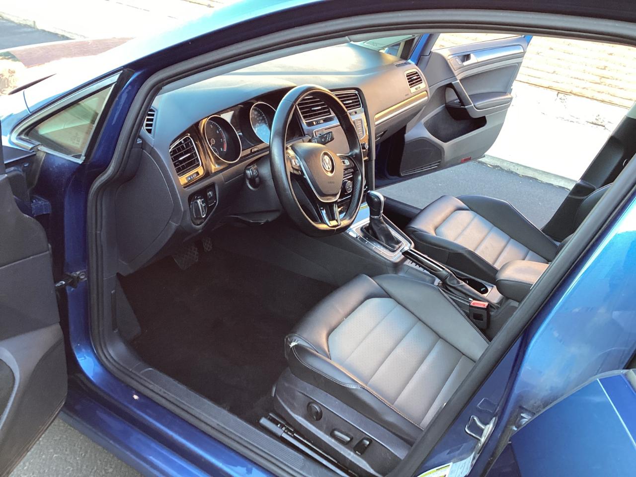 Volkswagen Golf TSI S 6A 2017