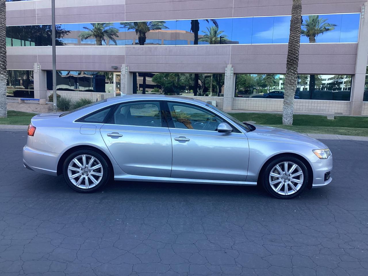 Audi A6 2.0T Premium 2016