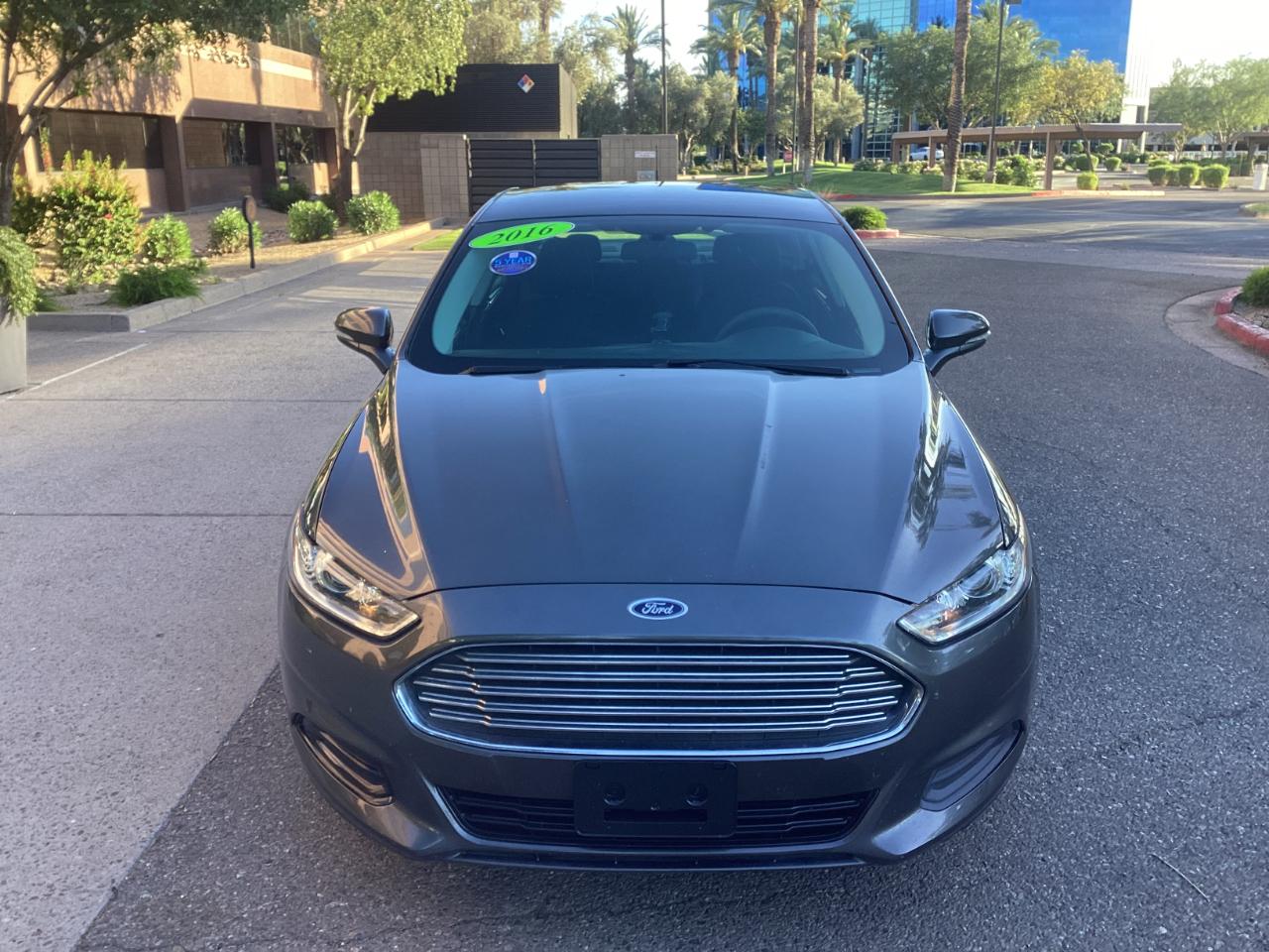 Ford Fusion SE 2016