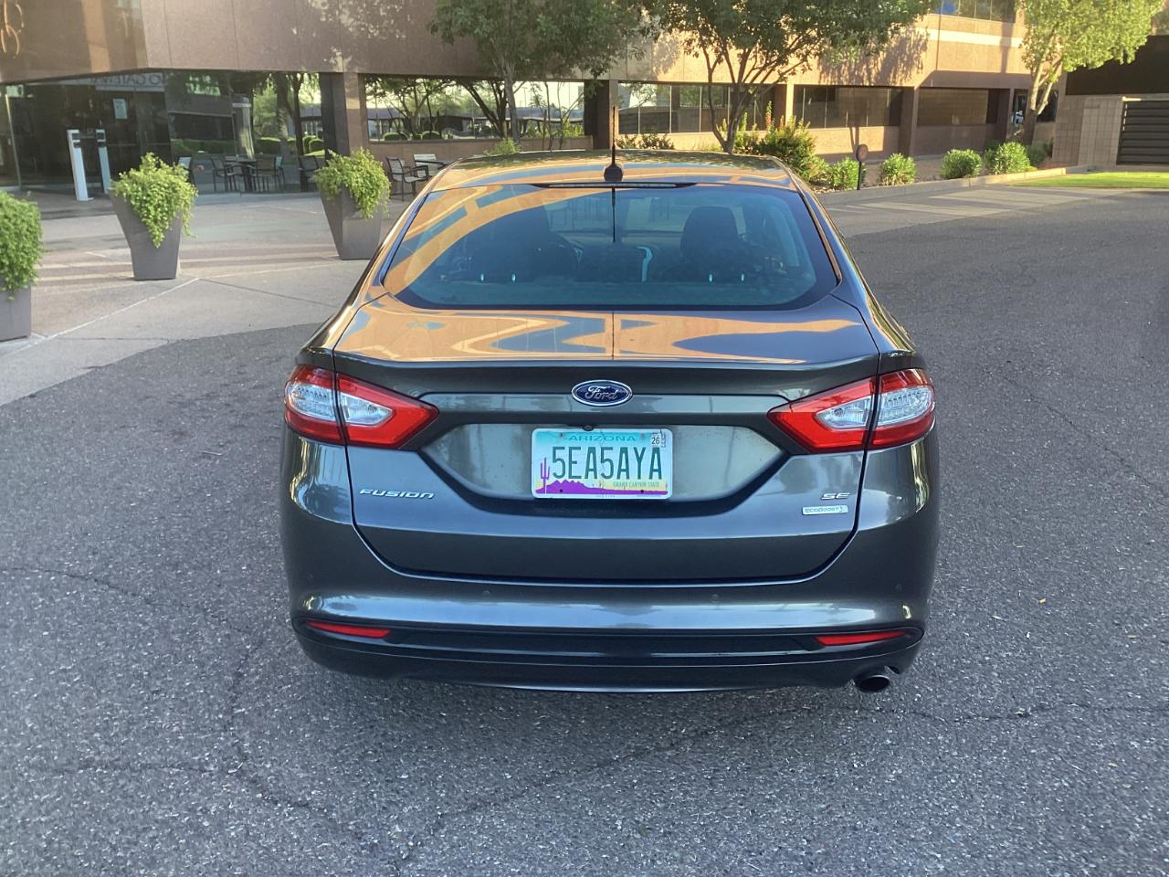 Ford Fusion SE 2016