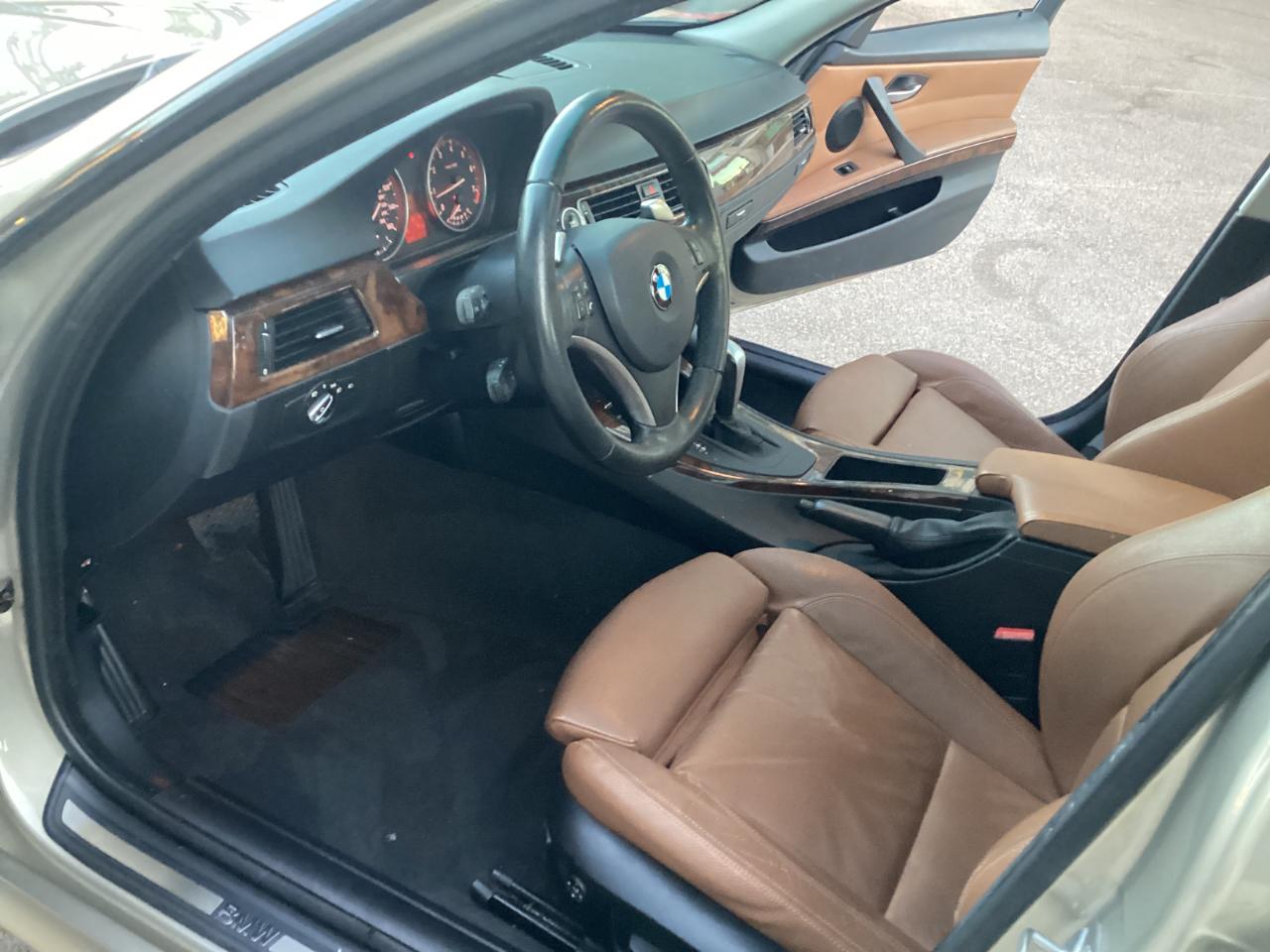 BMW 3-Series 328i SA 2010