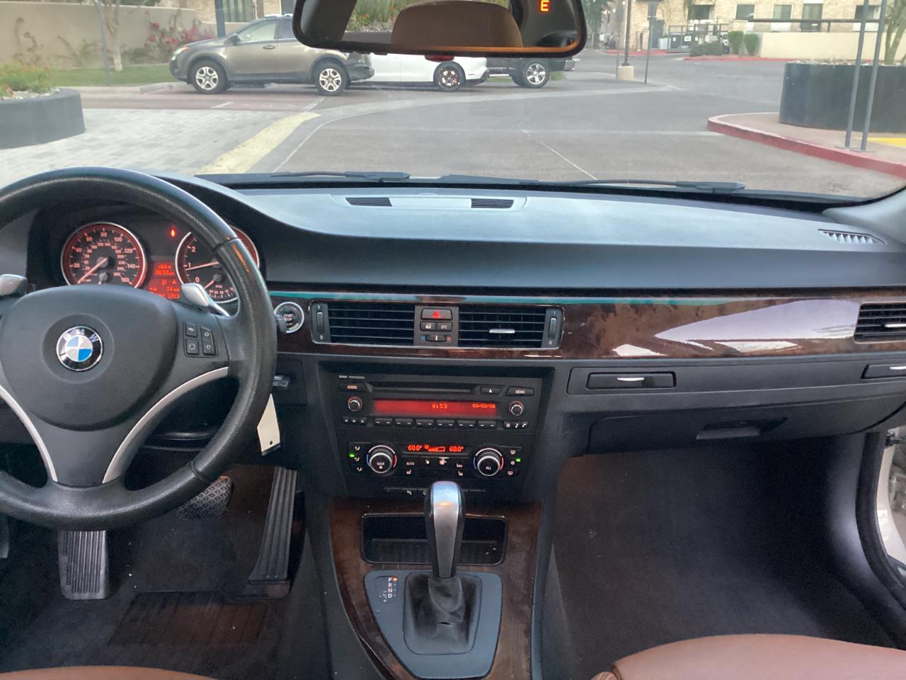 BMW 3-Series 328i SA 2010