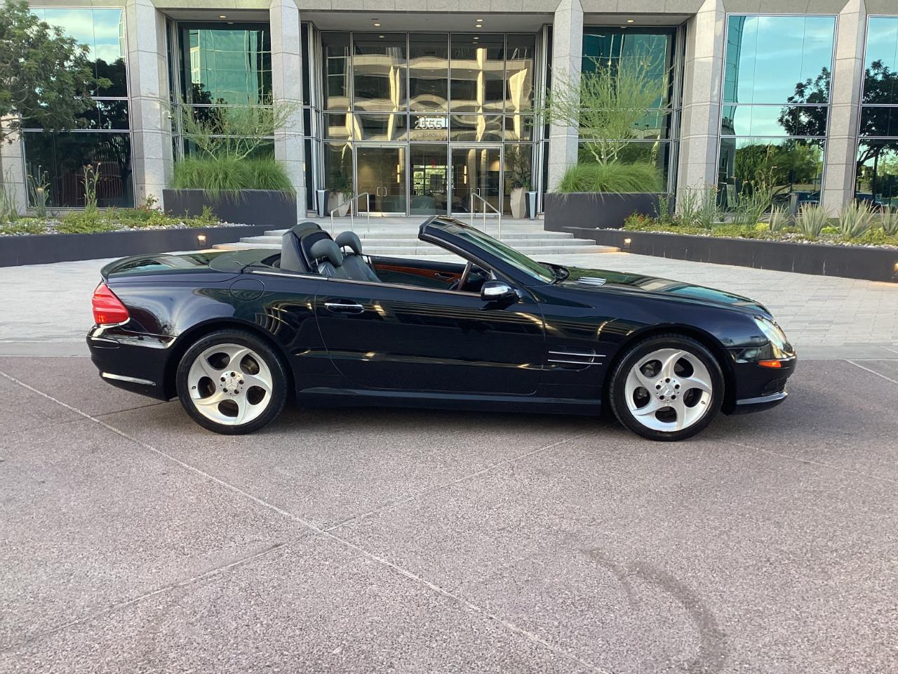 Mercedes-Benz SL-Class SL500 2004