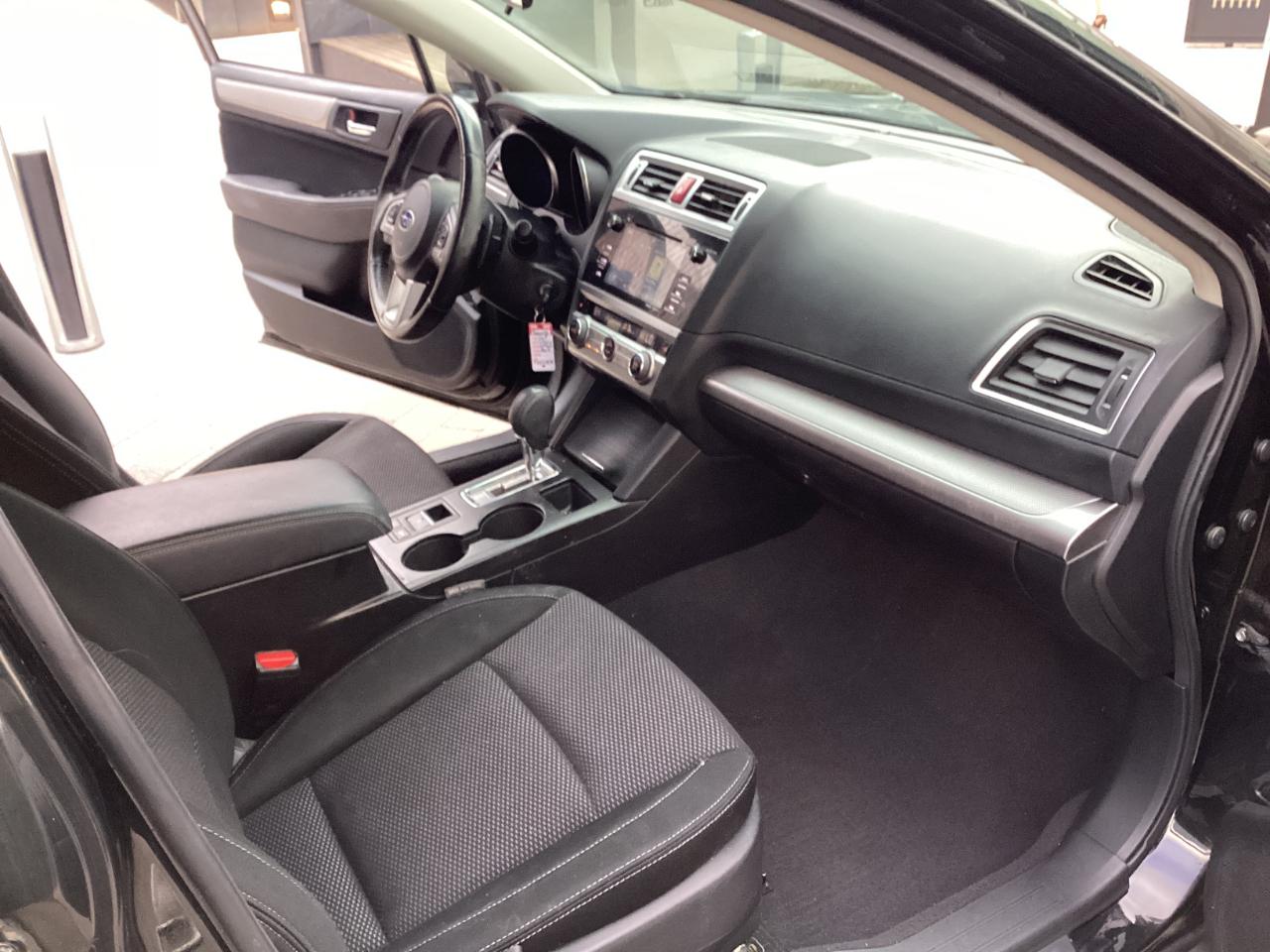 Subaru Outback 2.5i Premium 2015