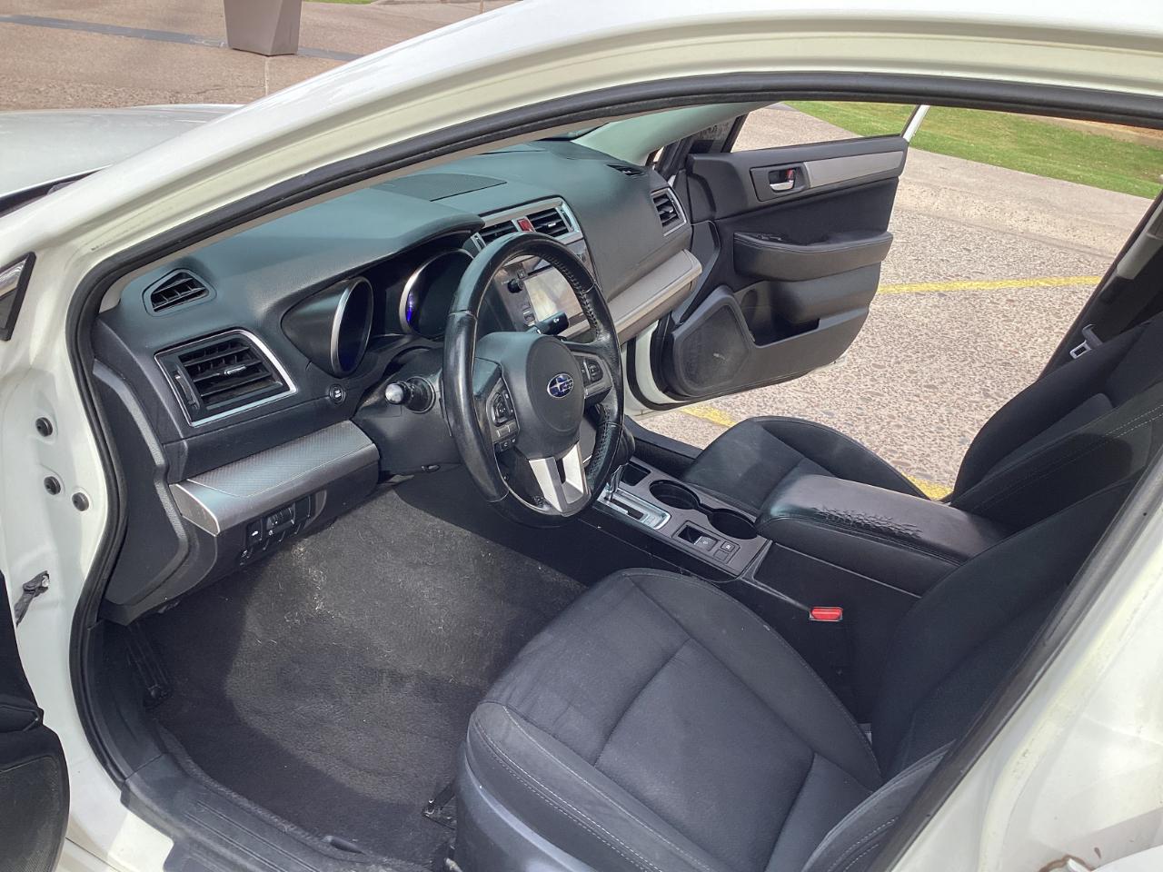 Subaru Legacy 2.5i Premium 2015