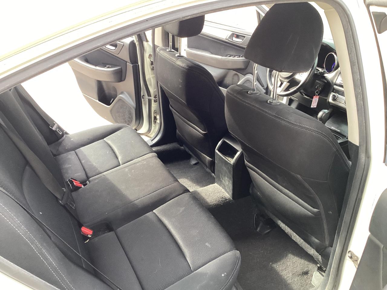 Subaru Legacy 2.5i Premium 2015