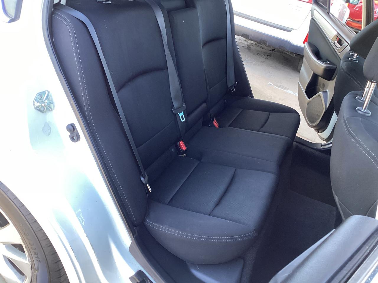 Subaru Legacy 2.5i Premium 2015