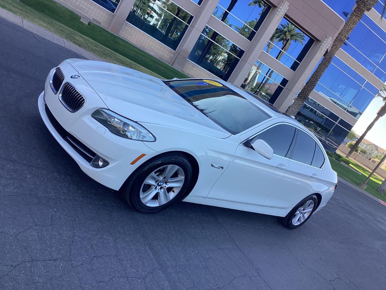 BMW 5-Series 528i 2012