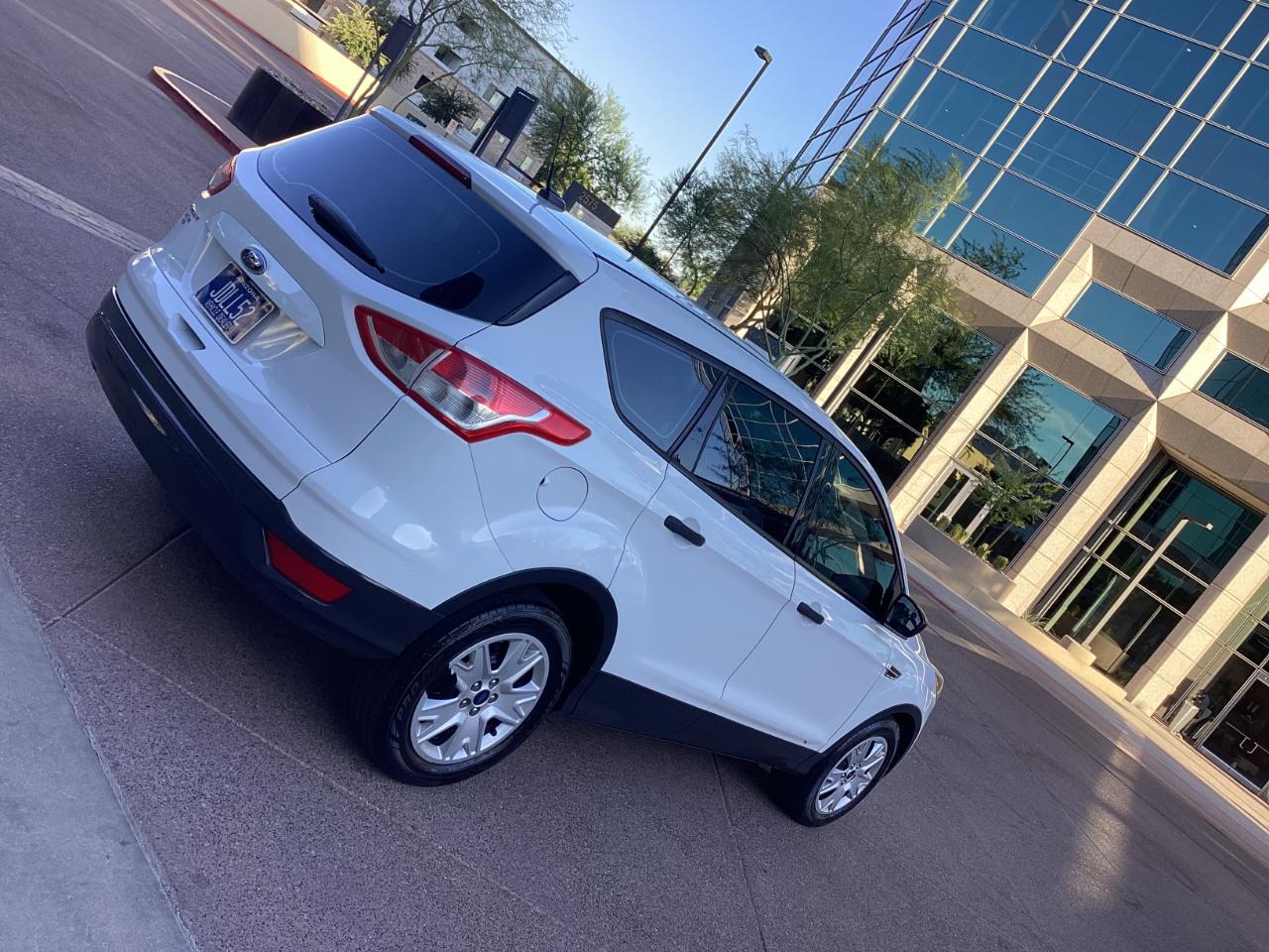 Ford Escape S FWD 2016