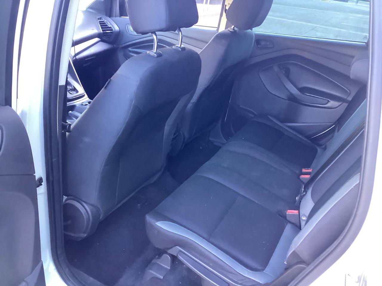Ford Escape S FWD 2016