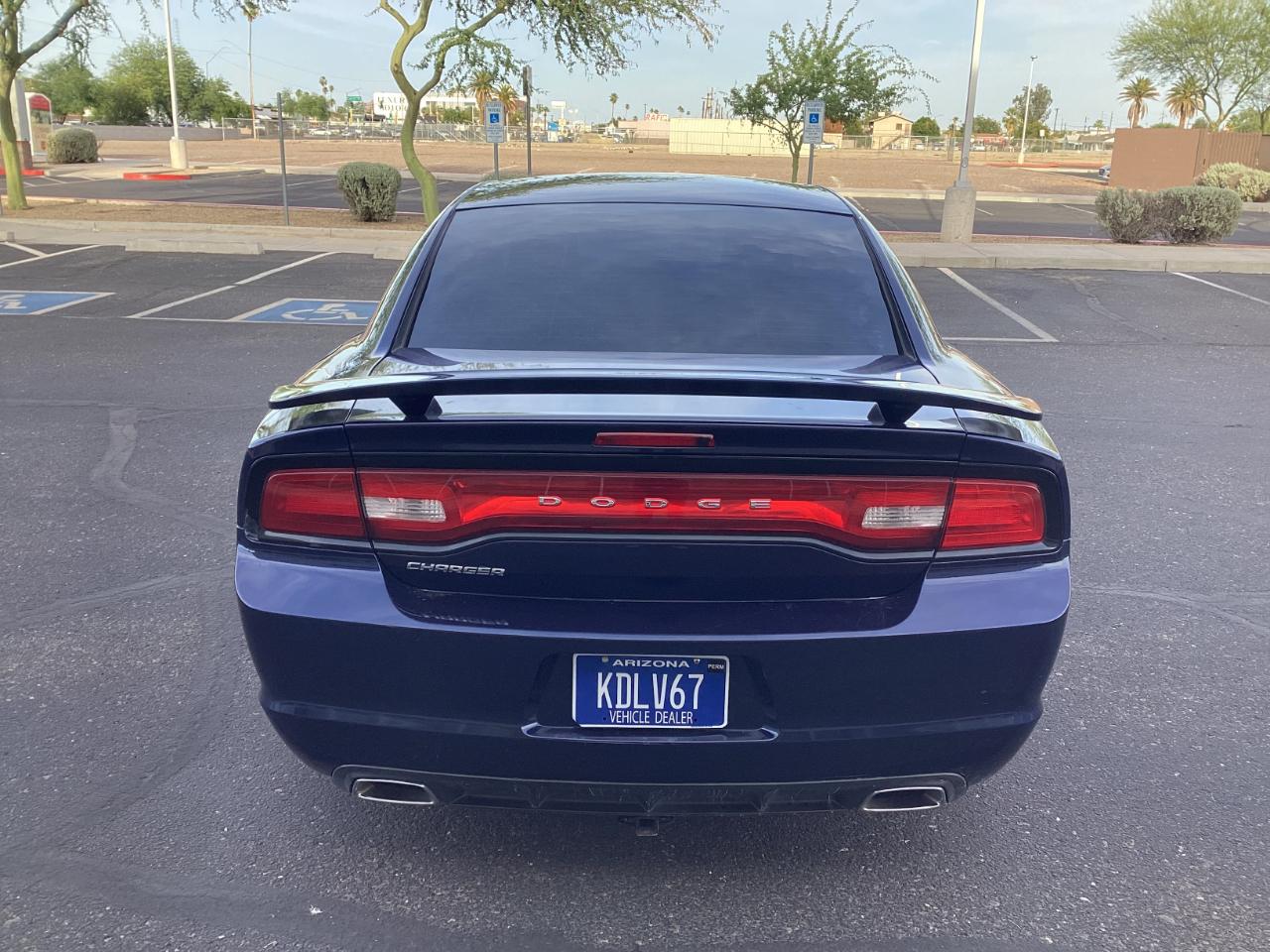 Dodge Charger SE 2014