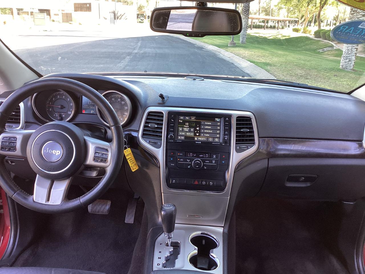 Jeep Grand Cherokee Laredo 2WD 2013