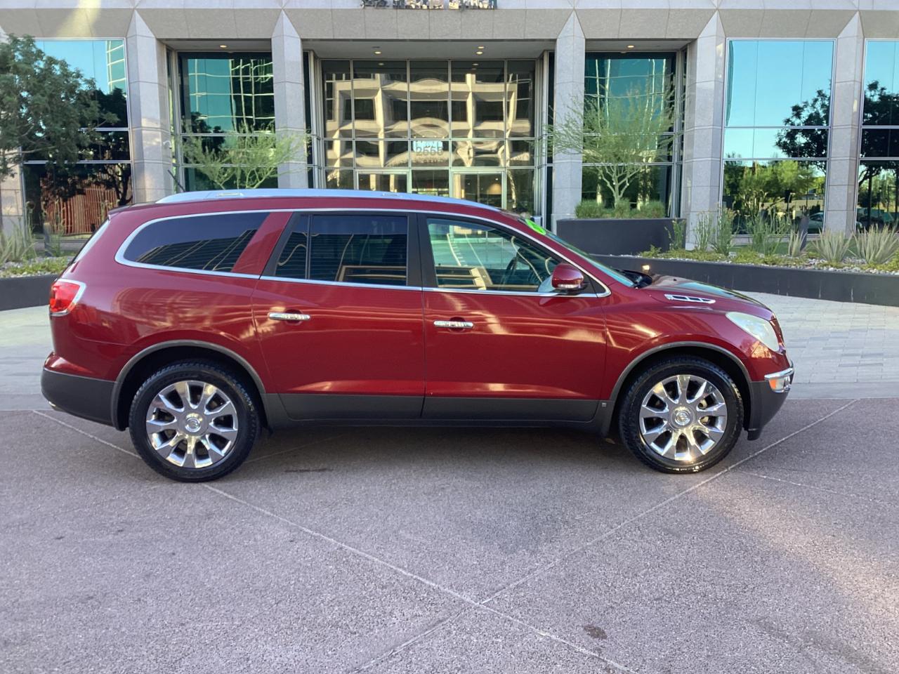 Buick Enclave CXL 2XL FWD 2010