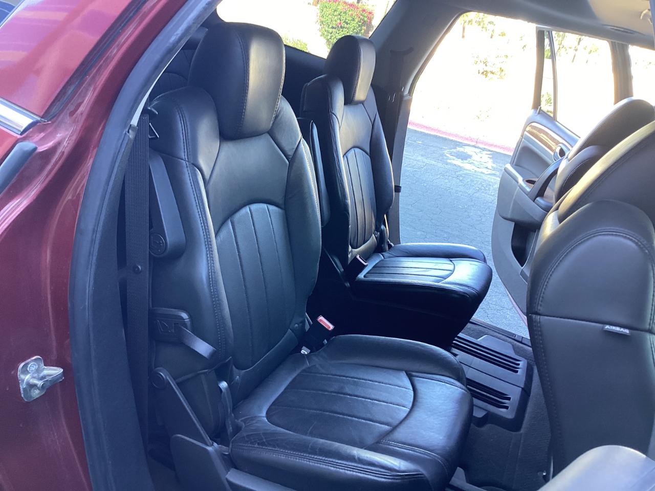Buick Enclave CXL 2XL FWD 2010