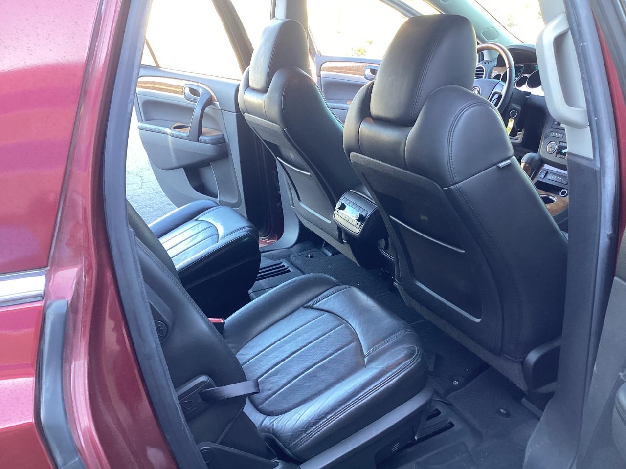 Buick Enclave CXL 2XL FWD 2010