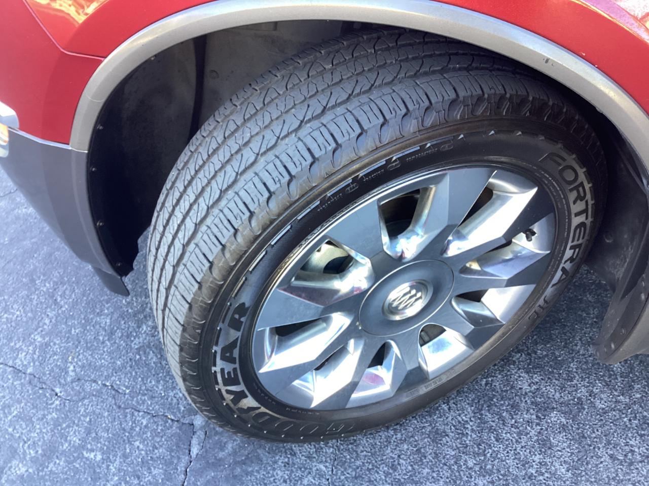 Buick Enclave CXL 2XL FWD 2010