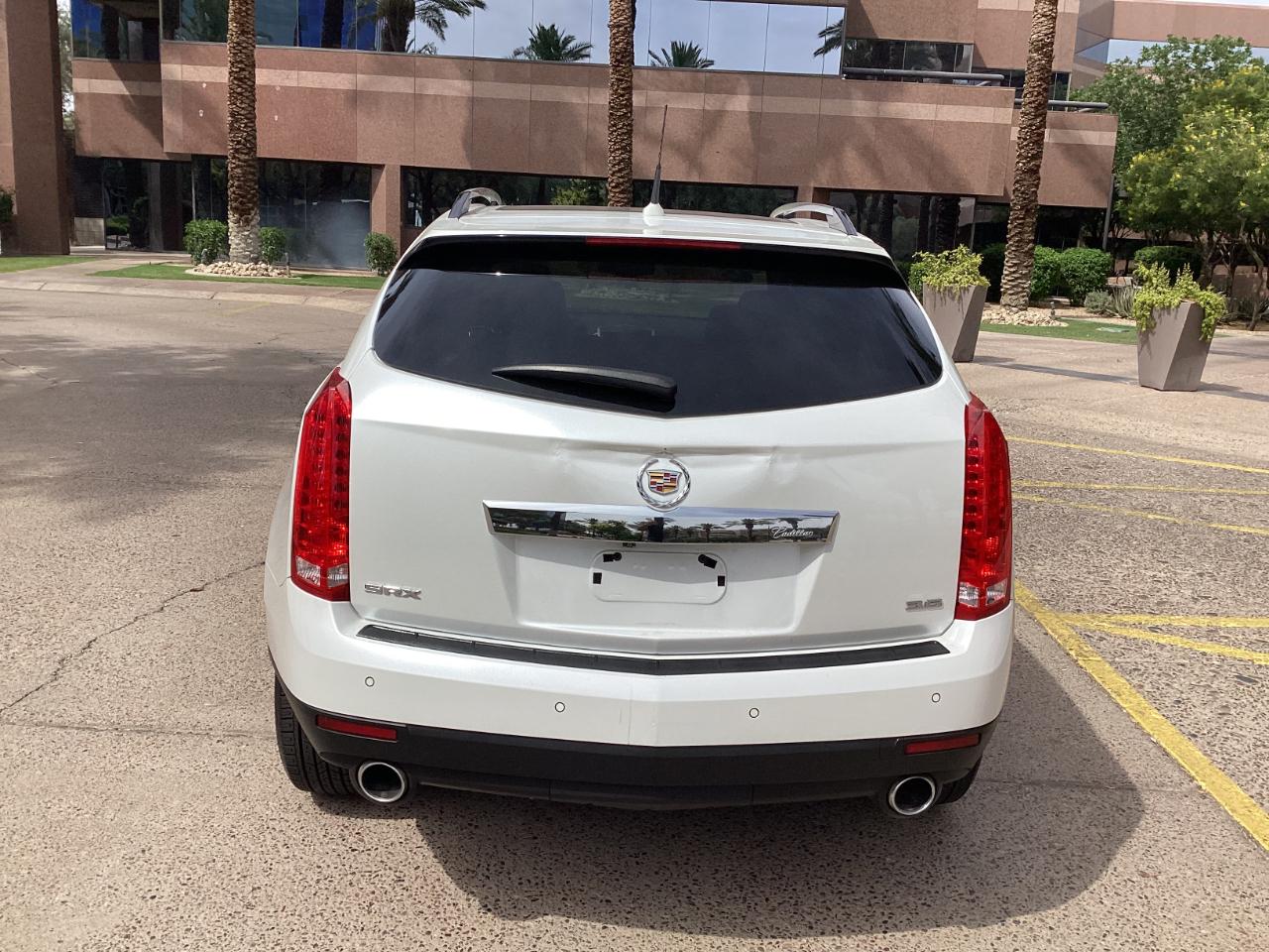 Cadillac SRX Luxury 2012