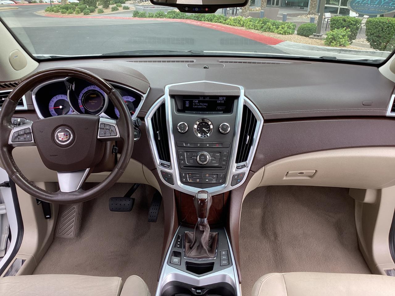 Cadillac SRX Luxury 2012