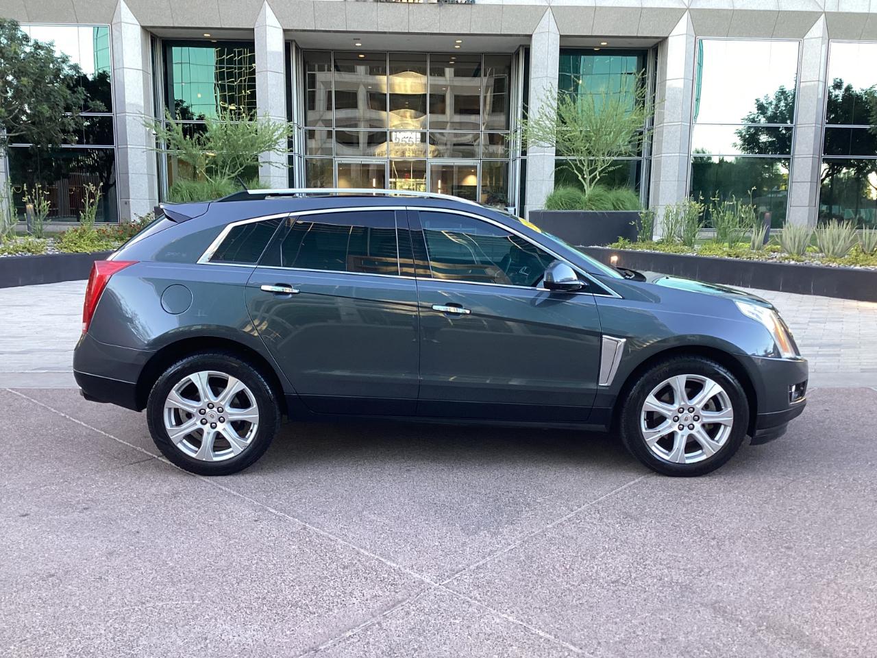 Cadillac SRX Performance Collection 2013