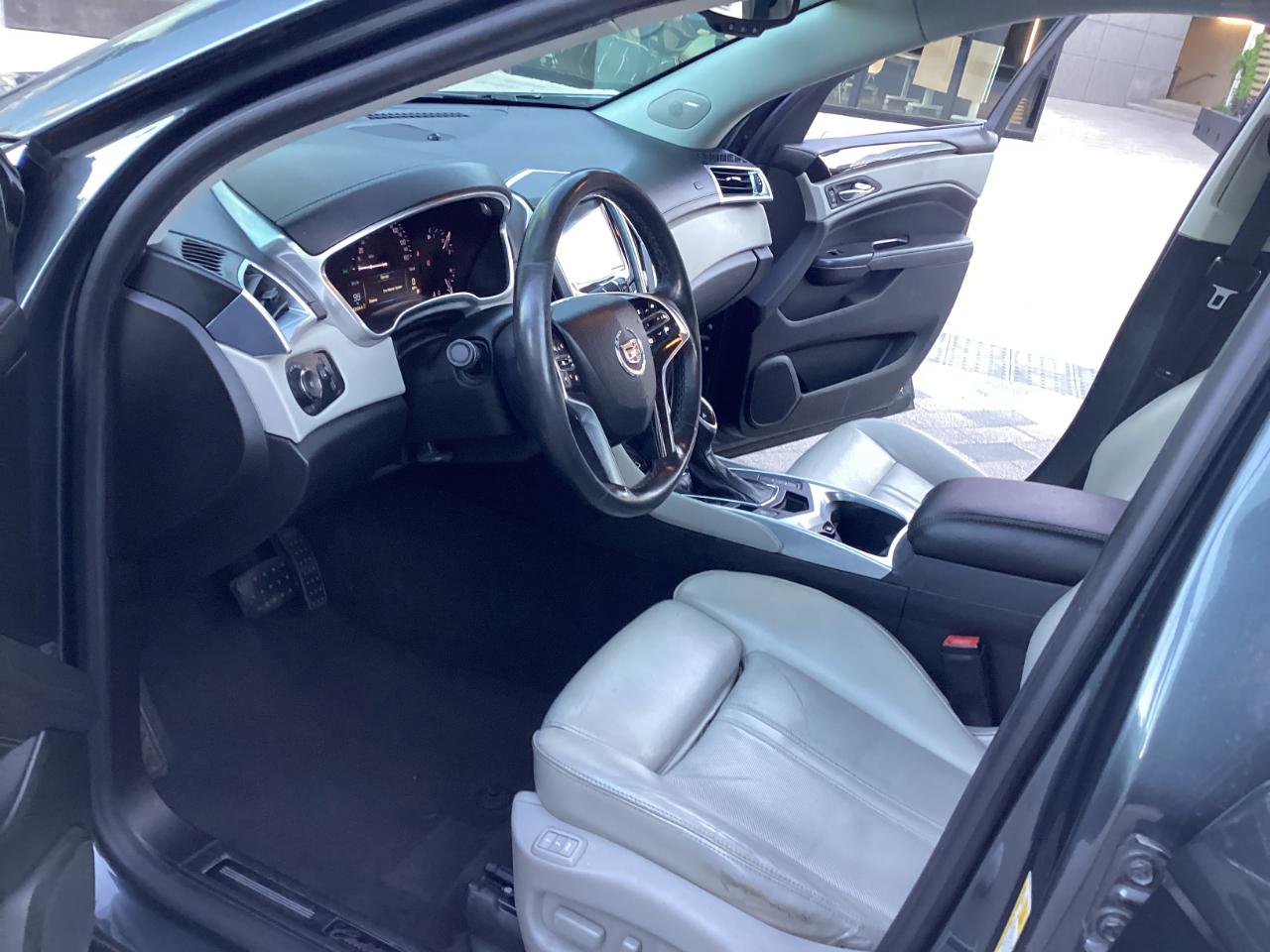 Cadillac SRX Performance Collection 2013