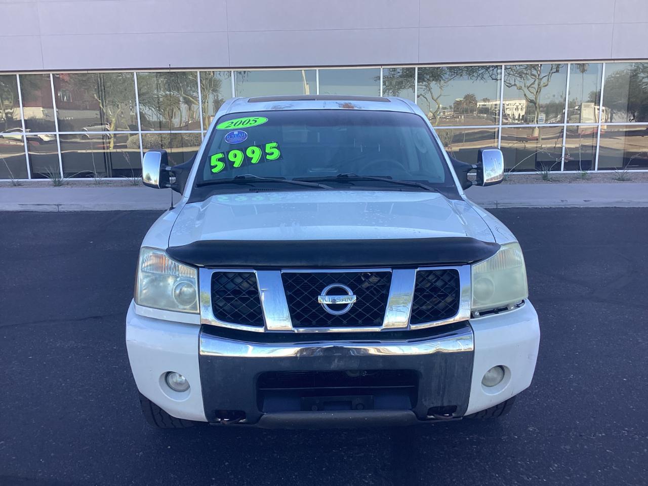 Nissan Titan XE Crew Cab 4WD 2005