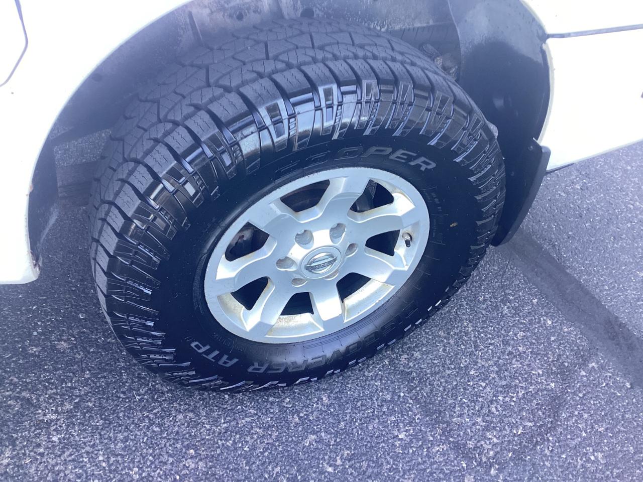 Nissan Titan XE Crew Cab 4WD 2005