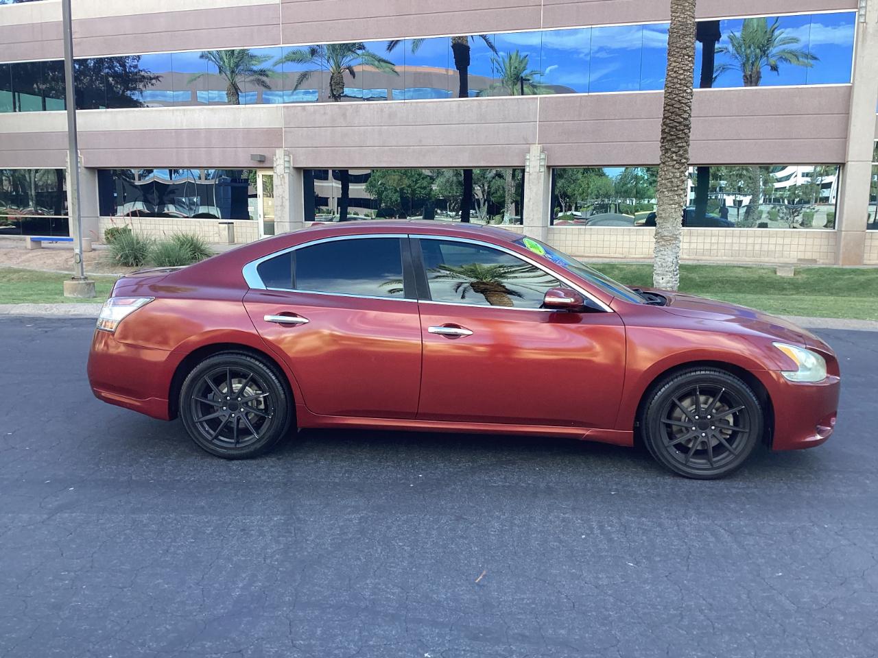 Nissan Maxima SV 2012