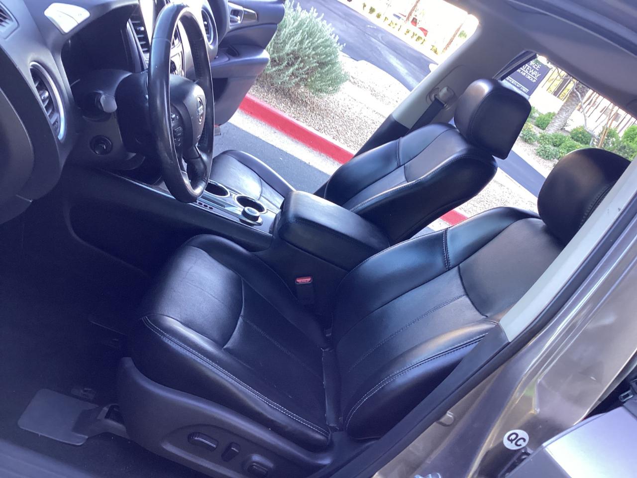 Nissan Pathfinder S 4WD 2014