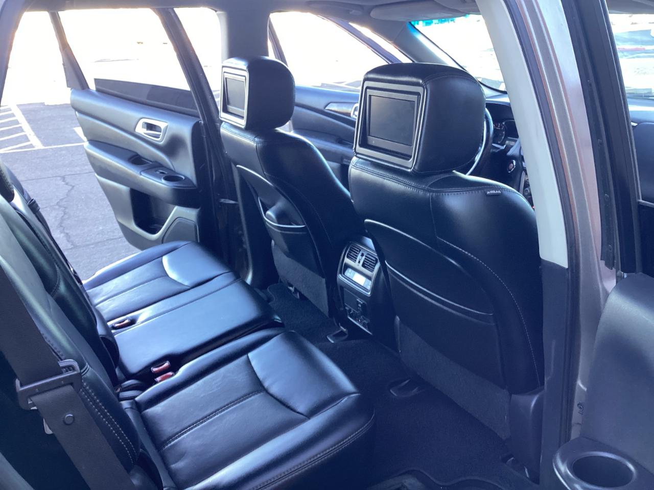 Nissan Pathfinder S 4WD 2014