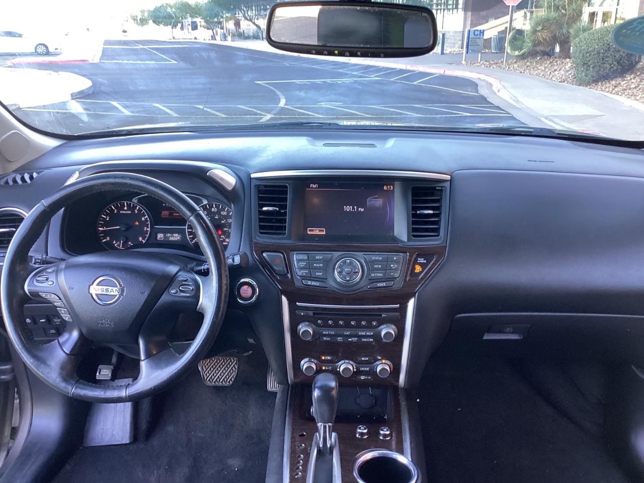 Nissan Pathfinder S 4WD 2014