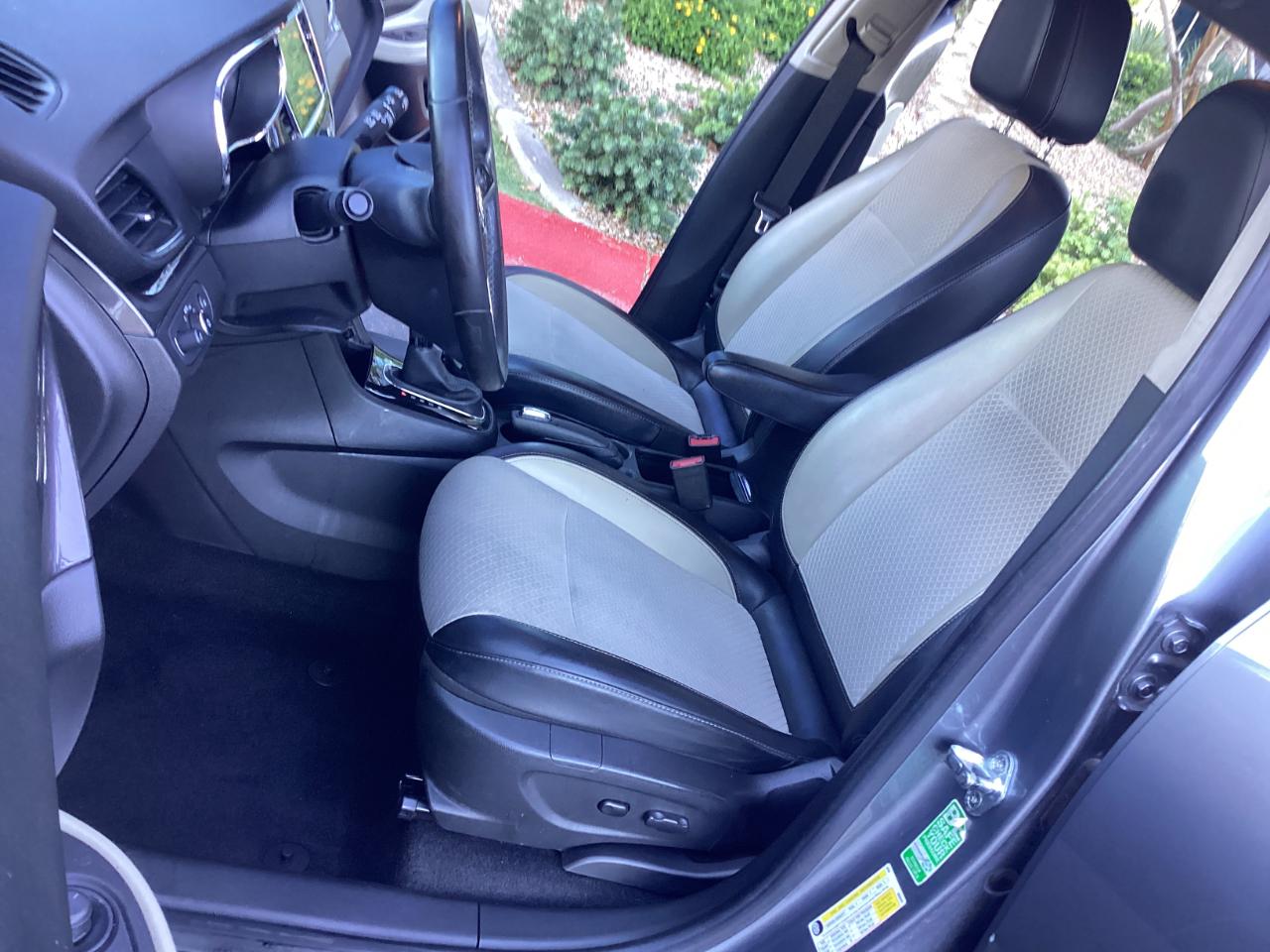 Buick Encore Sport Touring FWD 2019