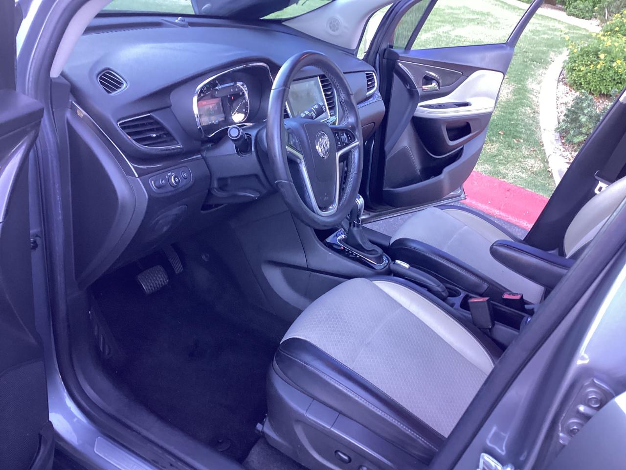 Buick Encore Sport Touring FWD 2019