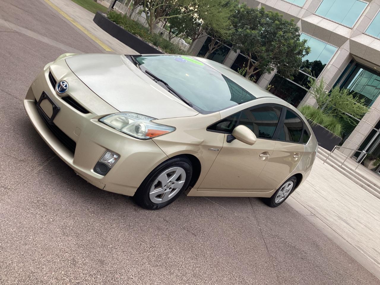 Toyota Prius Prius V 2010