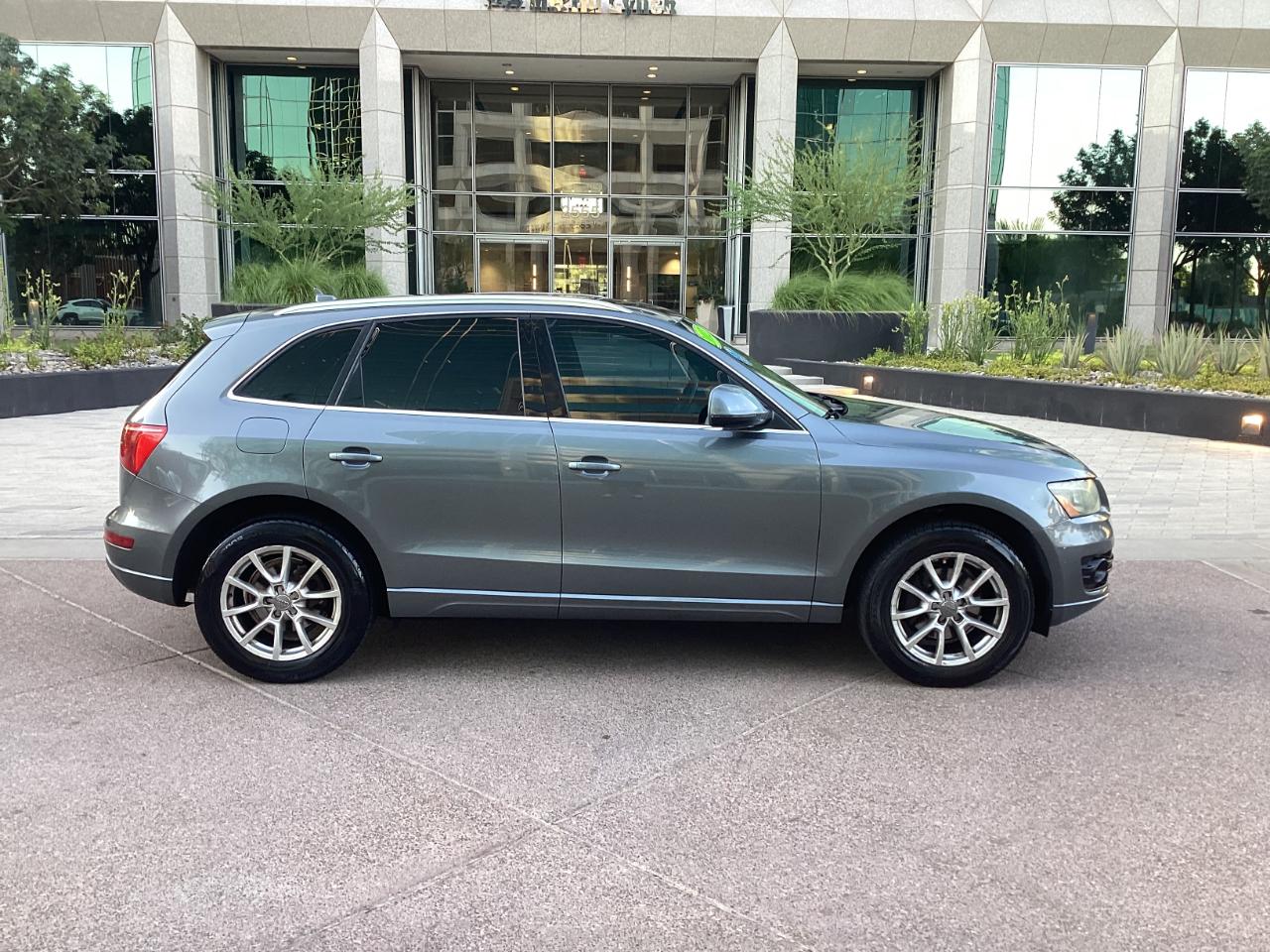 Audi Q5 2.0 quattro Premium 2012