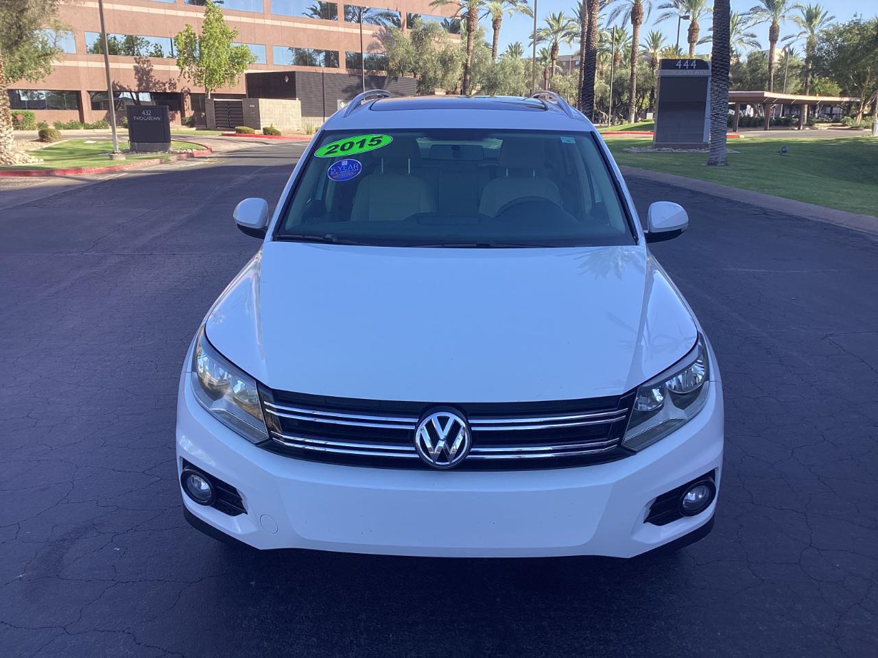 Volkswagen Tiguan SE 2015