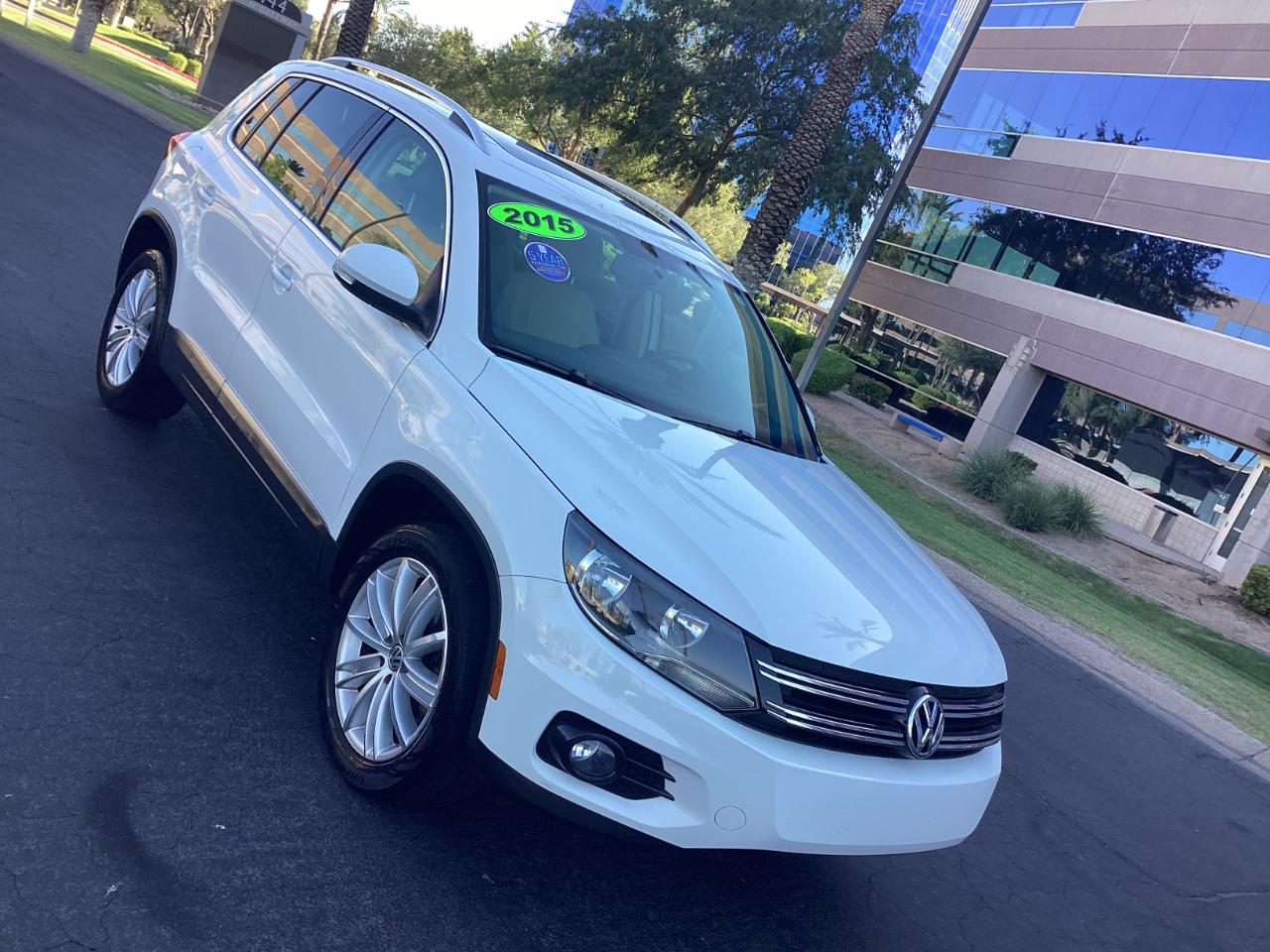 Volkswagen Tiguan SE 2015