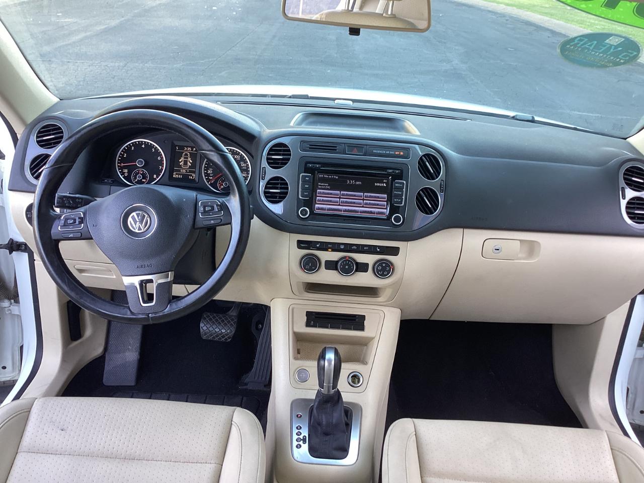 Volkswagen Tiguan SE 2015