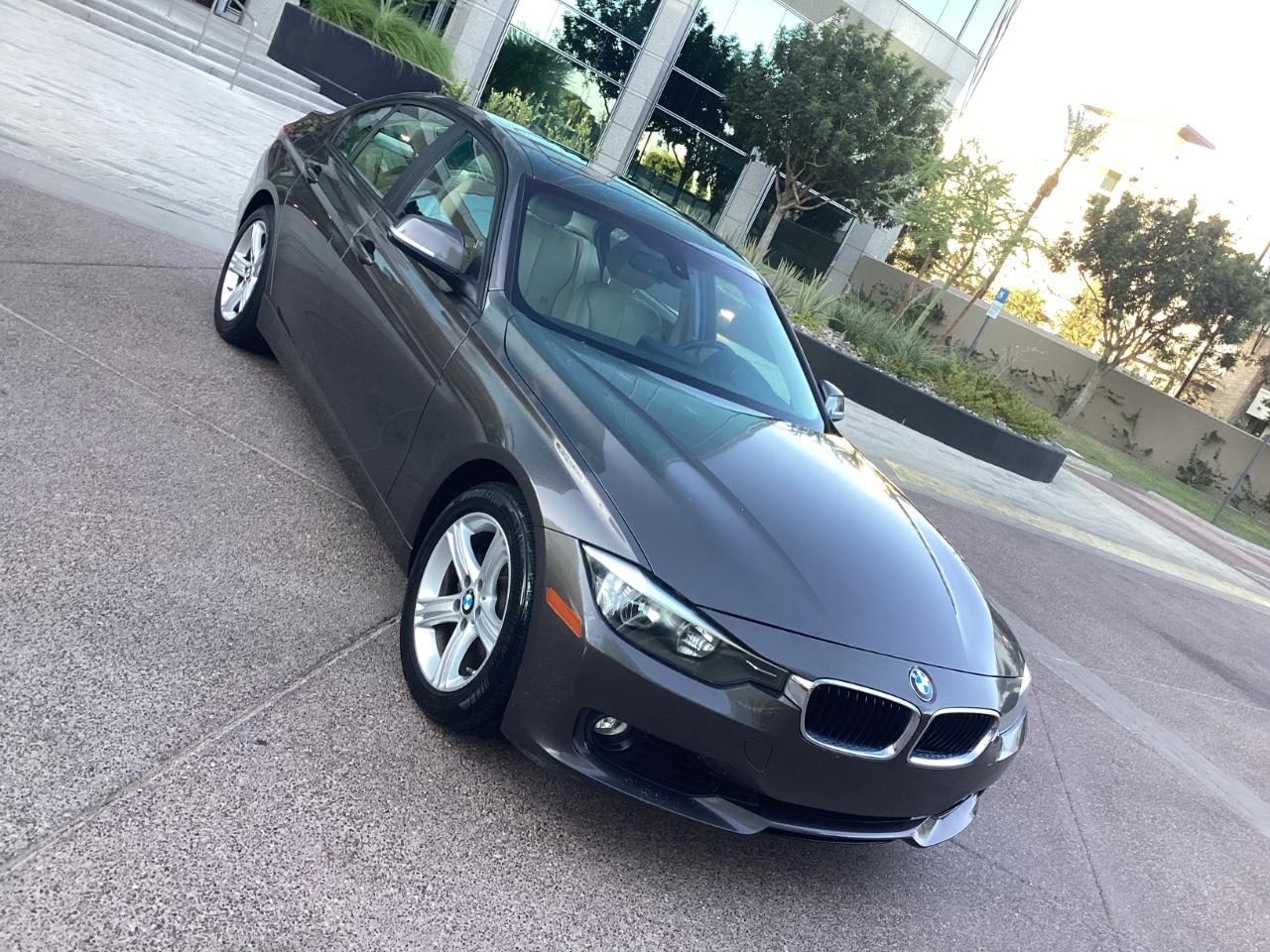 BMW 3-Series 328i Sedan 2013