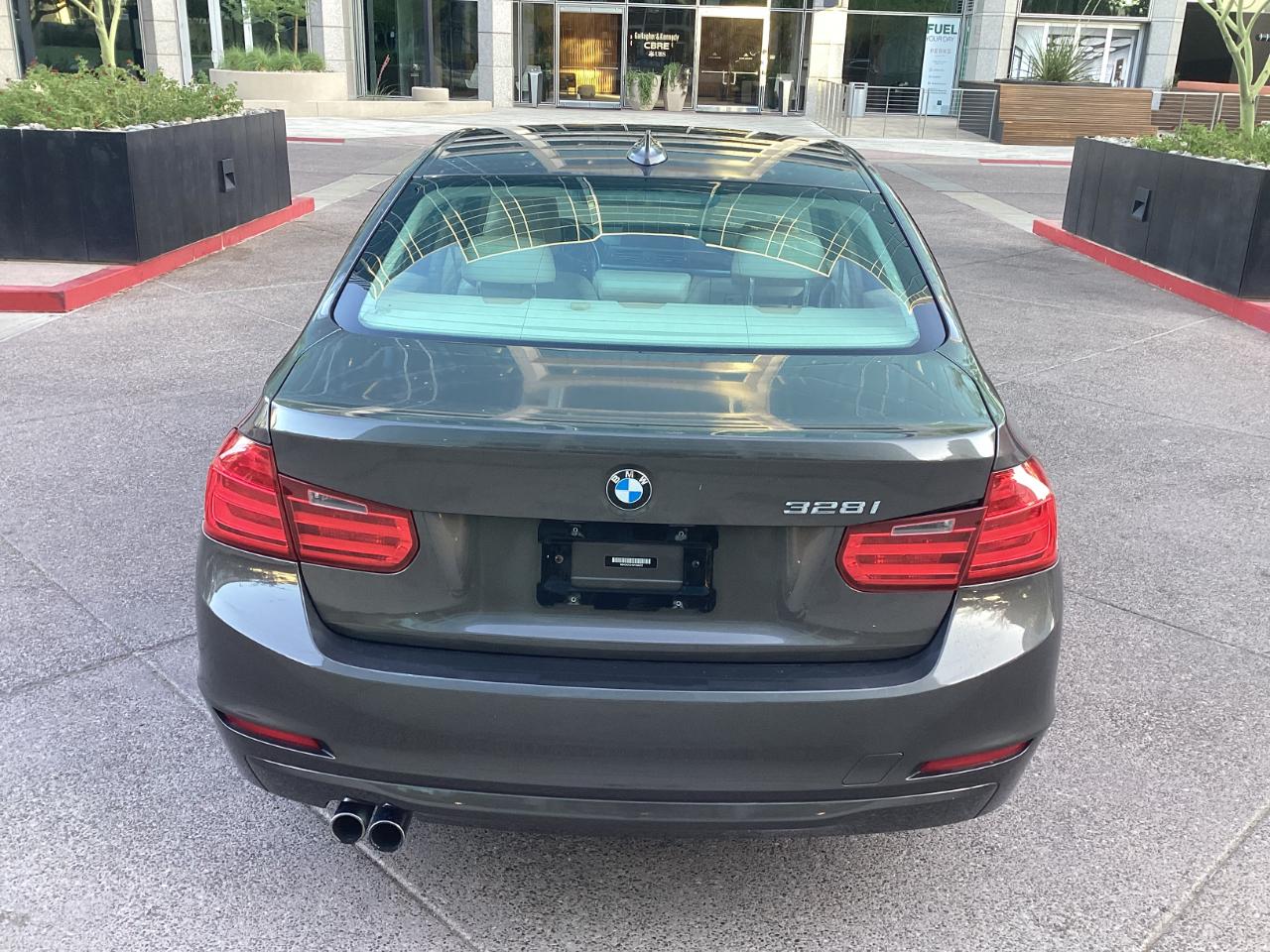 BMW 3-Series 328i Sedan 2013