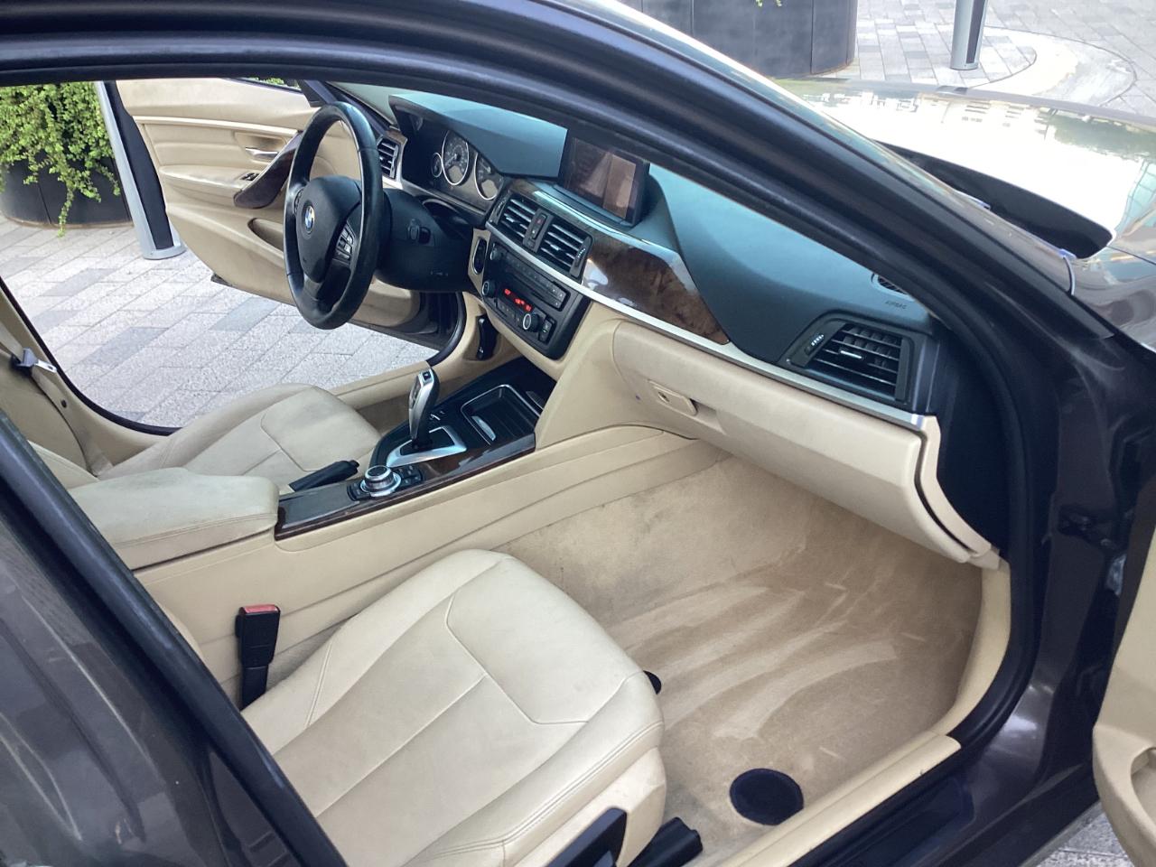 BMW 3-Series 328i Sedan 2013