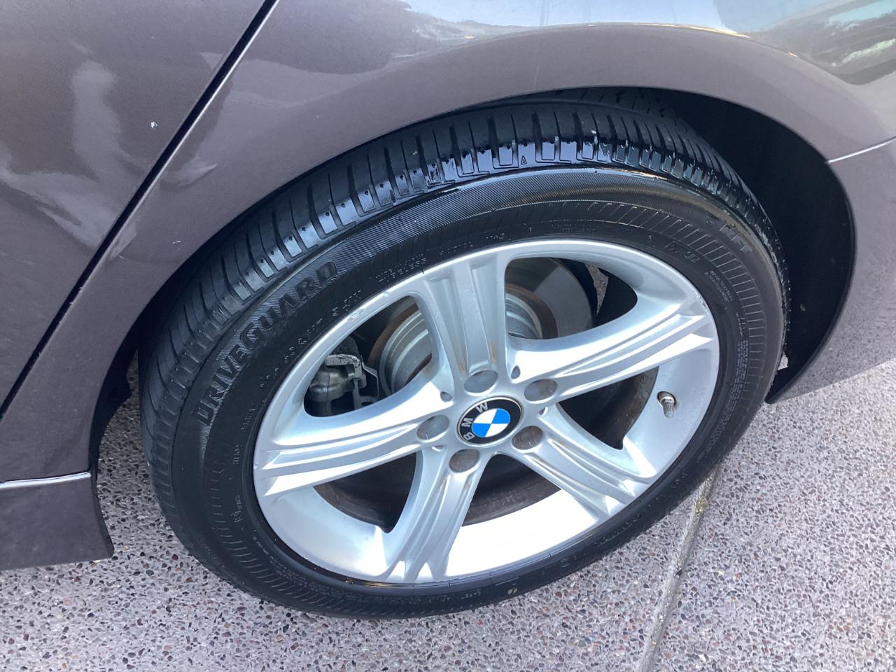 BMW 3-Series 328i Sedan 2013
