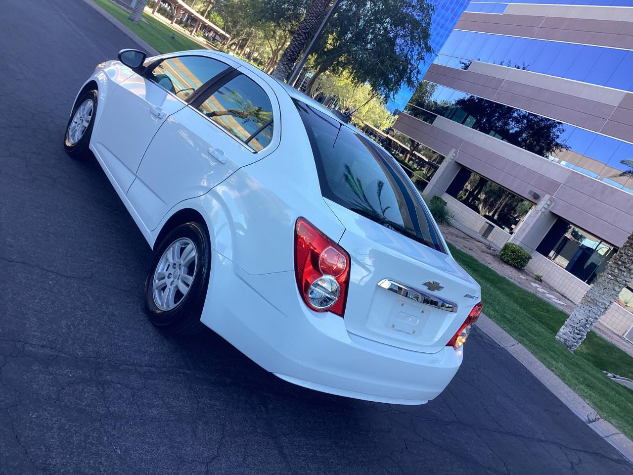 Chevrolet Sonic LT Auto Sedan 2016