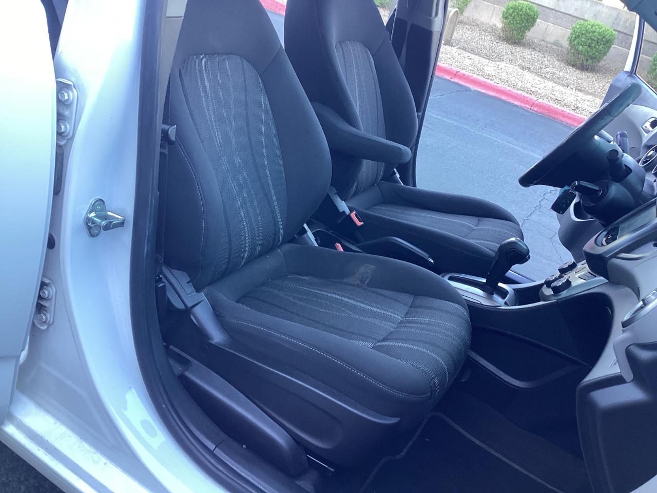 Chevrolet Sonic LT Auto Sedan 2016