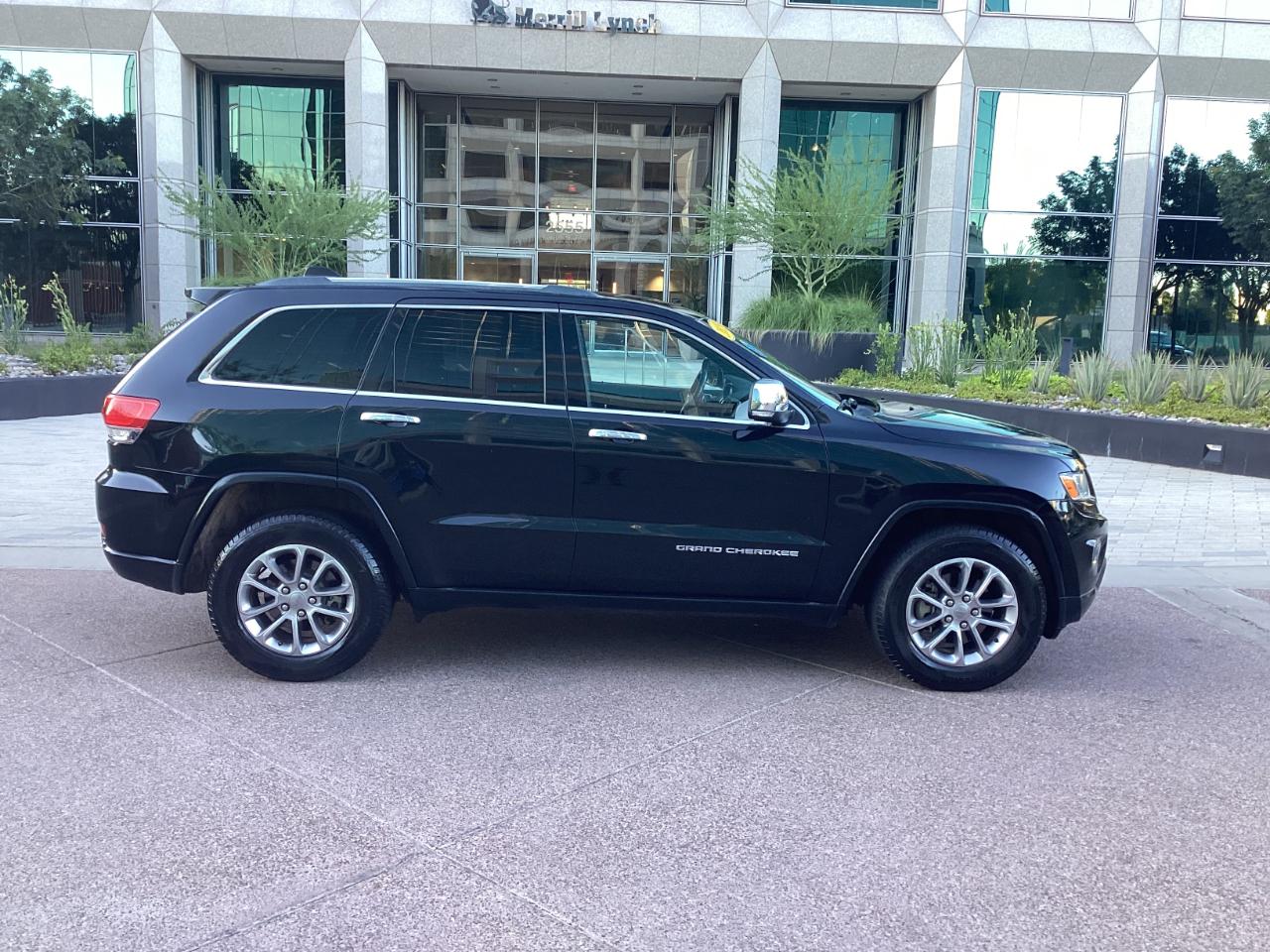 Jeep Grand Cherokee Limited 4WD 2015