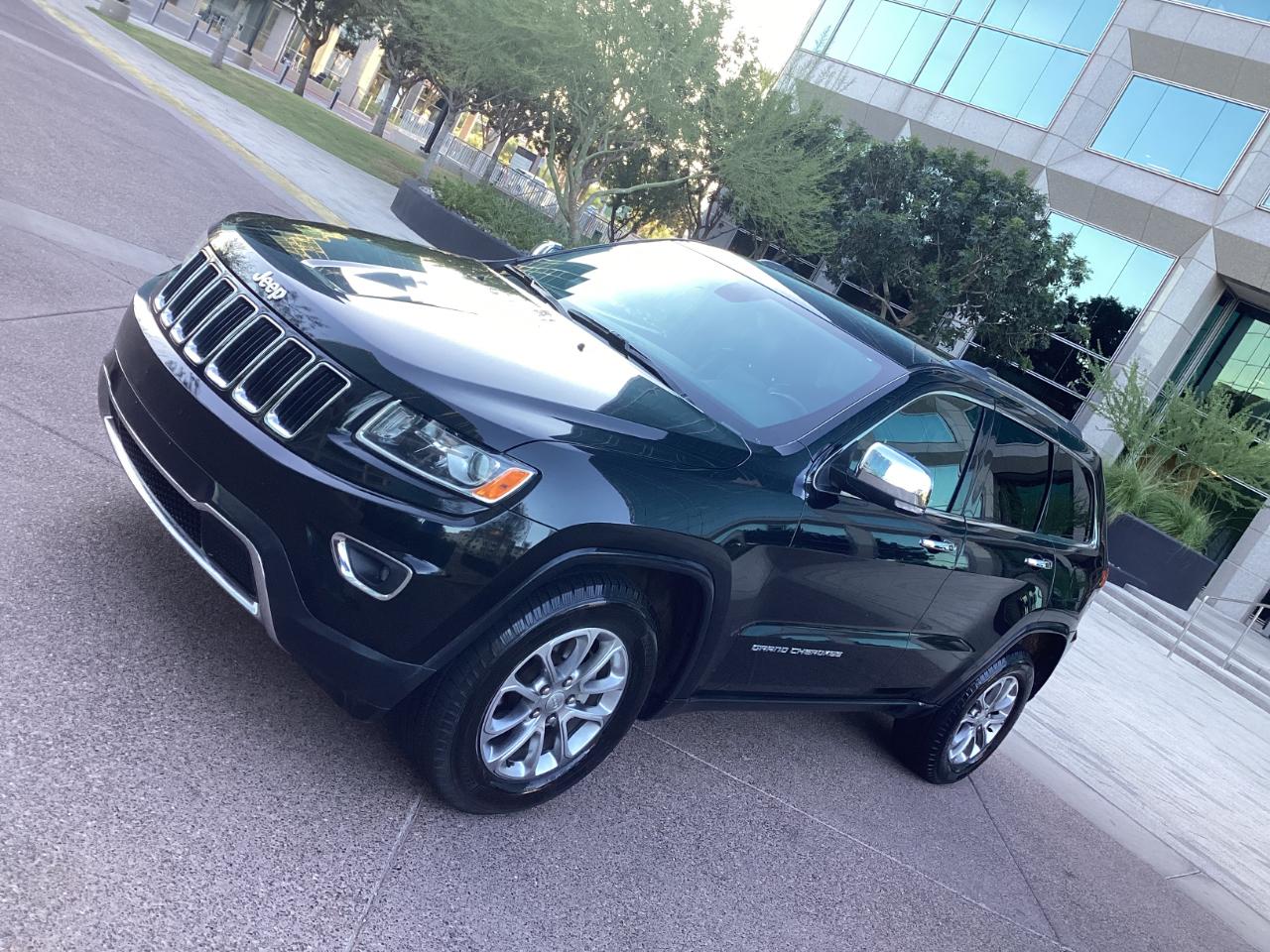 Jeep Grand Cherokee Limited 4WD 2015