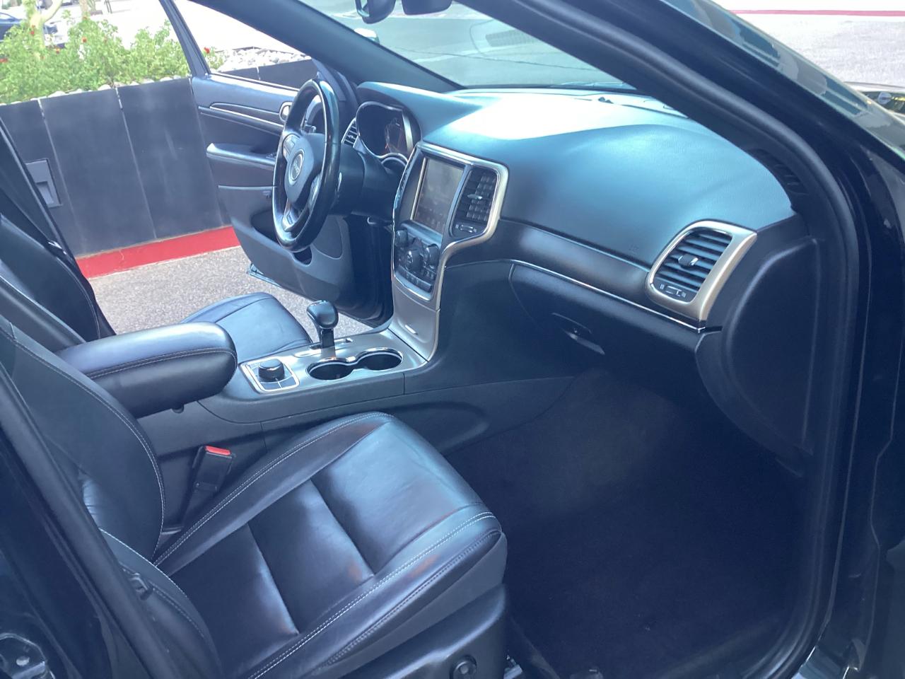 Jeep Grand Cherokee Limited 4WD 2015