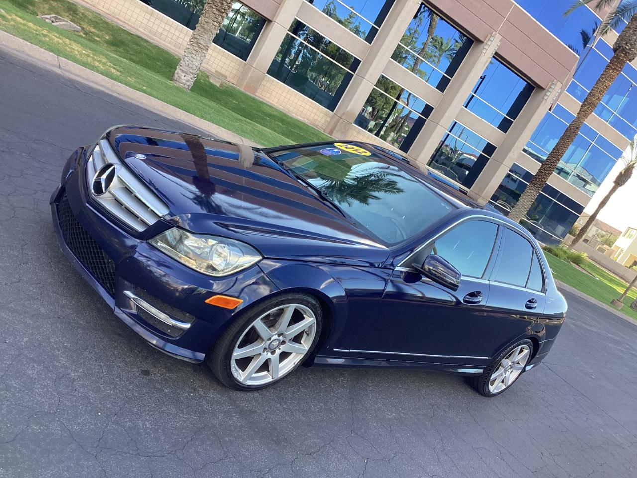 Mercedes-Benz C-Class C300 4MATIC Luxury Sedan 2012