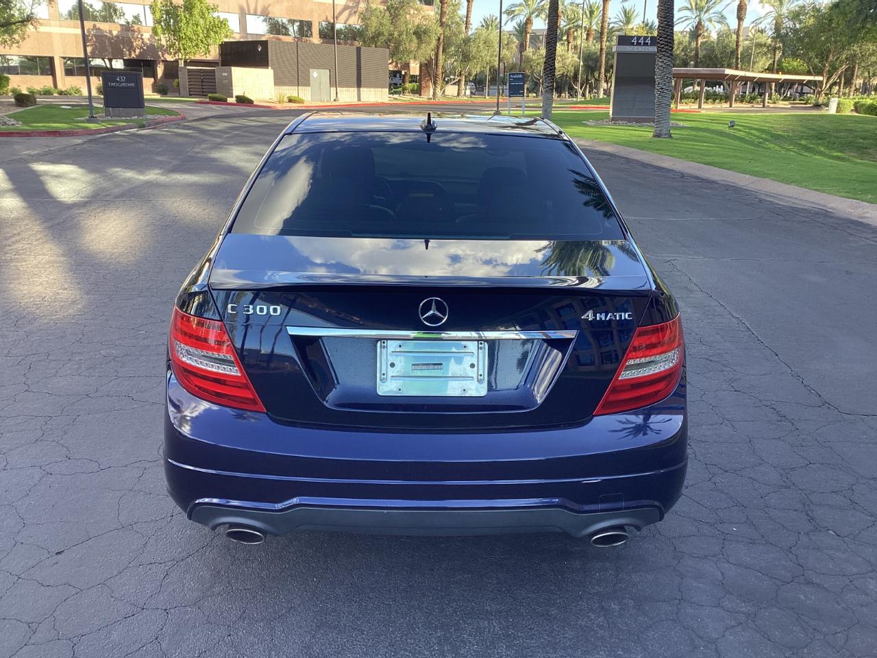 Mercedes-Benz C-Class C300 4MATIC Luxury Sedan 2012