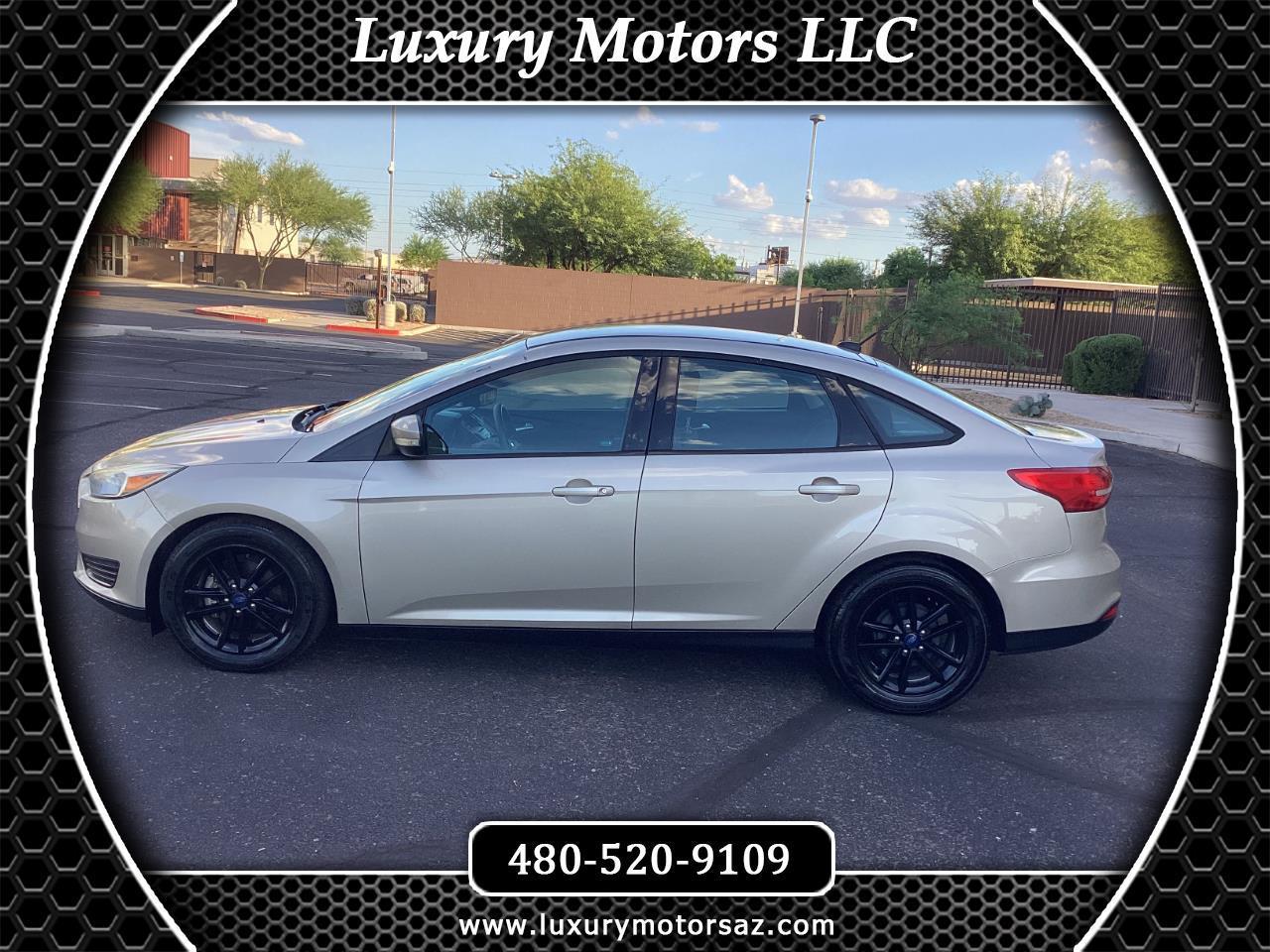 Ford Focus SE Sedan 2017